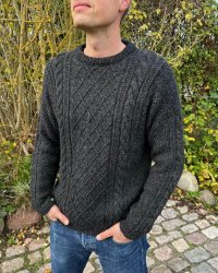 petite knit moby sweater man sandnes garn