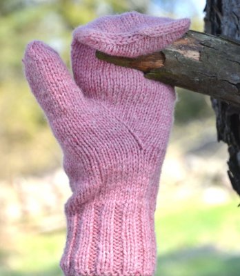 Zoom bild av stickbeskrivning vantar ullcentrum