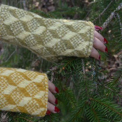 Zoom bild av stickbeskrivning kuben halvvante