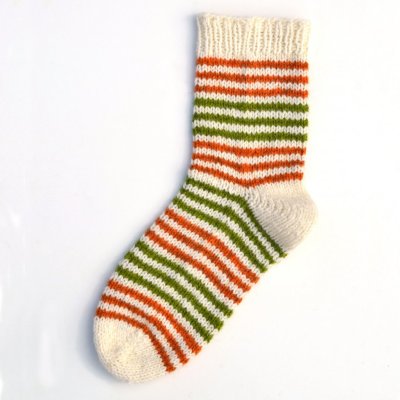 Zoom bild av stickbeskrivning tåupp sockor ullcentrum