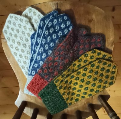 Zoom bild av Mönsterkit vante Harspår Garnkatten