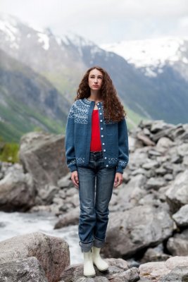 Zoom bild av Stickmönster Rauma Damkofta