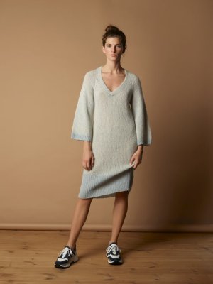 Zoom bild av mönster rauma alpaca silk klänning