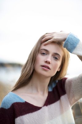 Zoom bild av mönster rauma alpaca silk tröja nuvell