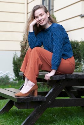 Zoom bild av rauma mönster petunia tröja 341-1