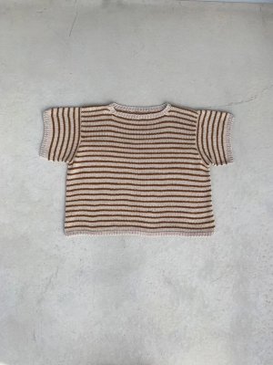 Zoom bild av rauma mönster petunia top 341-5