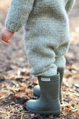 Zoom bild av garn vams rauma ullgarn stickning