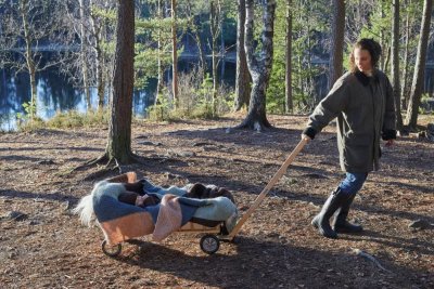 Zoom bild av garn vams rauma ullgarn stickning