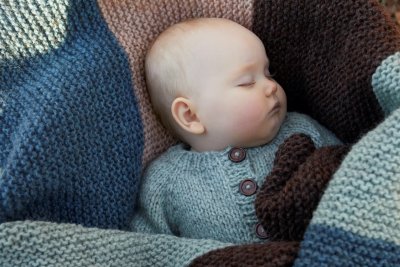 Zoom bild av garn vams rauma ullgarn stickning