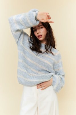 Zoom bild av mönster rauma tröja alpacka silk