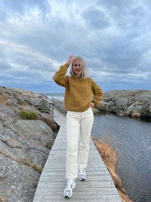 Zoom bild av garn vams rauma ullgarn stickning