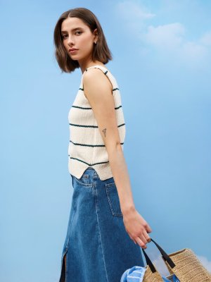 Zoom bild av rauma mönster petunia top linne 413-7