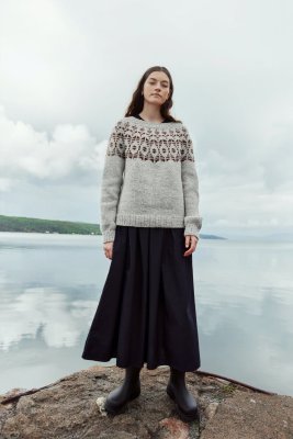 Zoom bild av mönsterhäfte vams rauma garn stickning