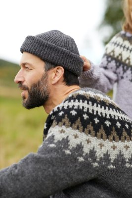 Zoom bild av mönster tröja herr vams rauma ullgarn stickning