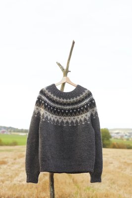 Zoom bild av mönster tröja herr vams rauma ullgarn stickning