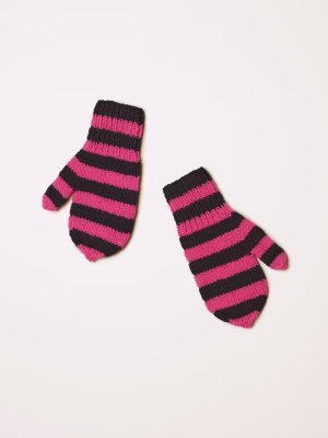 Zoom bild av mönster rauma fivel 425-6 mössa vantar ullgarn