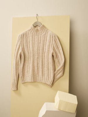 Zoom bild av mönster rauma finull alpaca silk tröja svanetröja