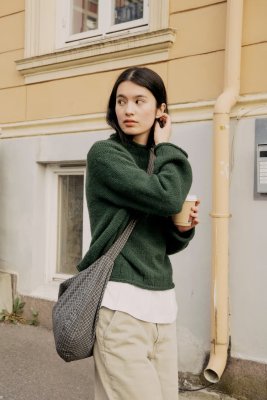 Zoom bild av stickbeskrivning heia tröja rauma fivel