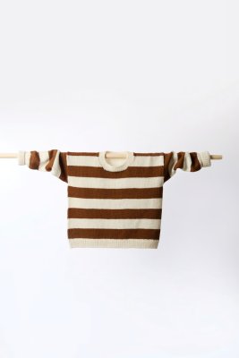 Zoom bild av stickbeskrivning tobben tröja rauma babygarn