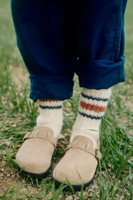Zoom bild av mönster sokker sockar