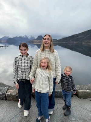 Zoom bild av islender genser mönster oppskrift
