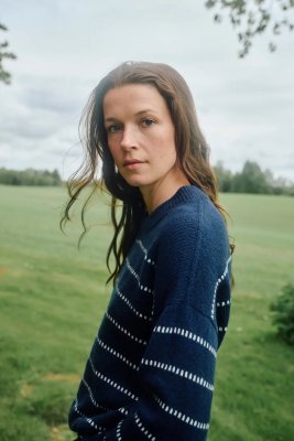 Zoom bild av mönster tröja norsk merinoull