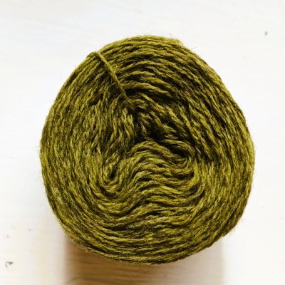 Zoom bild av shetland yarn uradale undyed organic