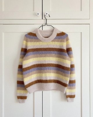 Zoom bild av petite knit aros sweater