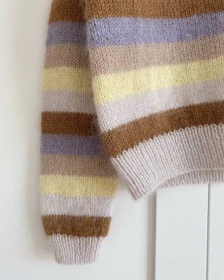 Zoom bild av petite knit aros sweater
