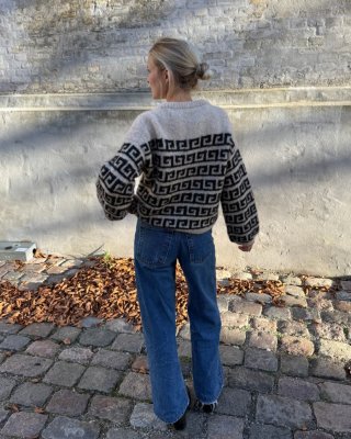 Zoom bild av athene sweater petiteknit