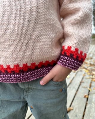 Zoom bild av Petite knit cross sweater junior peer gynt