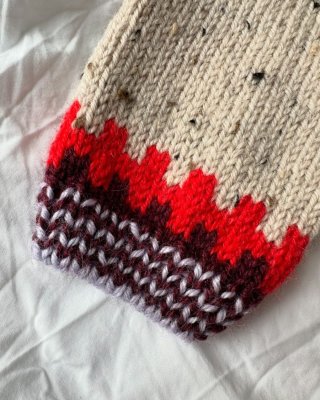 Zoom bild av Petite knit cross sweater junior peer gynt