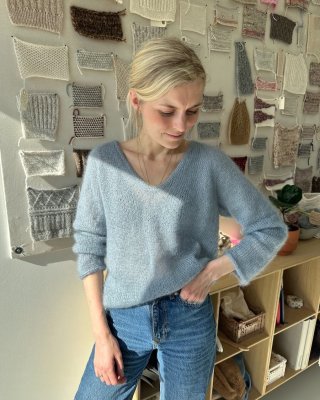 Zoom bild av Petite knit cumulus sweater