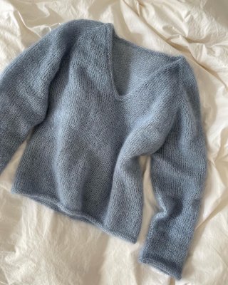 Zoom bild av Petite knit cumulus sweater