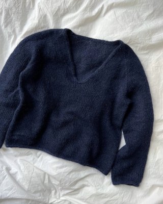 Zoom bild av Petite knit cumulus sweater
