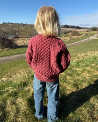 Zoom bild av petiteknit dagmar jacket junior kofta barn