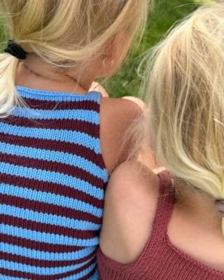 Zoom bild av petiteknit linne barn
