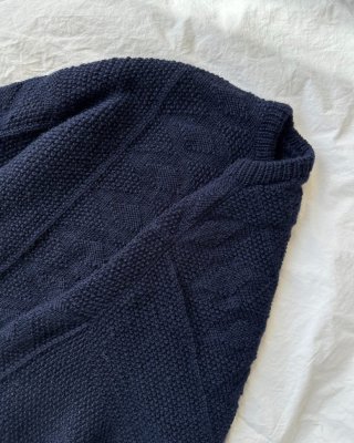 Zoom bild av herr tröja esther sweater petiteknit stickbeskrivning