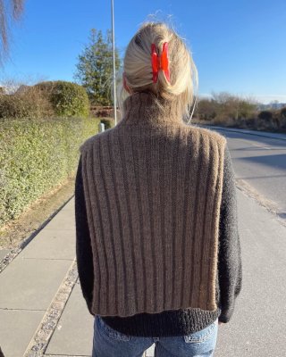 Zoom bild av petite knit hazel neck