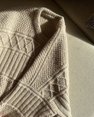Zoom bild av herr tröja ingrid sweater man petiteknit