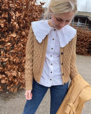 Zoom bild av petite knit jenny jacket sandnes garn
