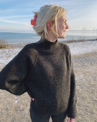 Zoom bild av petite knit Louvre sweater sandnes garn