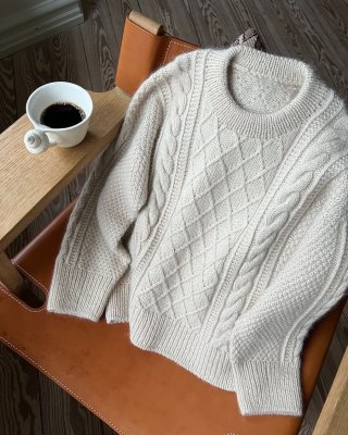 Zoom bild av petite knit moby sweater sandnes garn