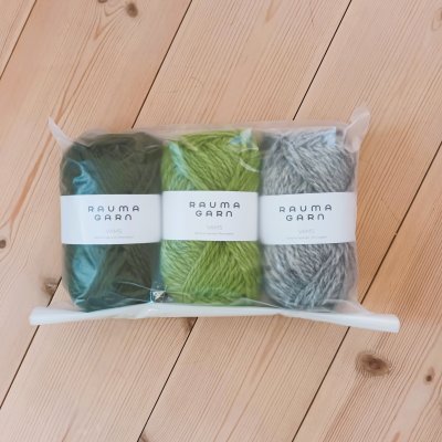 Zoom bild av Mönsterkit sittdynan omne garn stickning