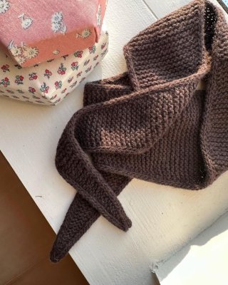 Zoom bild av petite knit sophie scarf