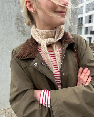 Zoom bild av petite knit sophie scarf