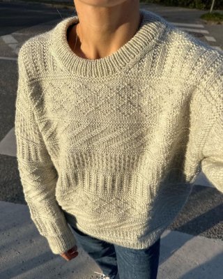 Zoom bild av petite knit storm sweater peer gynt sandnes garn